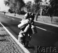 1974, Polska.
Mleczarka.
Fot. Romuald Broniarek, zbiory Ośrodka KARTA