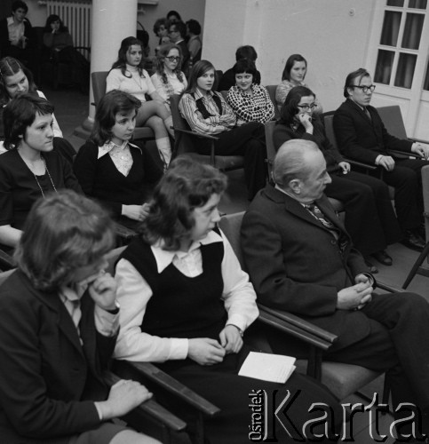 1975, Warszawa, Polska.
VI Ogólnopolska Olimpiada Języka Rosyjskiego  województwa warszawskiego.
Fot. Romuald Broniarek, zbiory Ośrodka KARTA