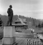 1975, Poronin, Polska.
Muzeum i pomnik Lenina.
Fot. Romuald Broniarek, zbiory Ośrodka KARTA