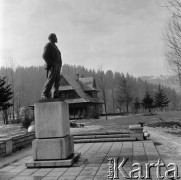 1975, Poronin, Polska.
Muzeum i pomnik Lenina.
Fot. Romuald Broniarek, zbiory Ośrodka KARTA