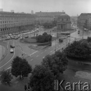 1975, Warszawa, Polska.
Plac Trzech Krzyży z kościołem Św. Aleksandra.
Fot. Romuald Broniarek, zbiory Ośrodka KARTA