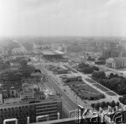 1975, Warszawa, Polska.
Aleje Jerozolimskie z budowanym Dworcem Centralnym.
Fot. Romuald Broniarek, zbiory Ośrodka KARTA