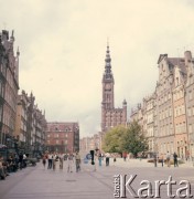1975, Gdańsk, Polska.
Długi Targ. W tle Ratusz Głównego Miasta.
Fot. Romuald Broniarek, zbiory Ośrodka KARTA
