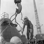 1975, Dąbrowa Górnicza, Polska.
Budowa Huty Katowice.
Fot. Romuald Broniarek, zbiory Ośrodka KARTA
