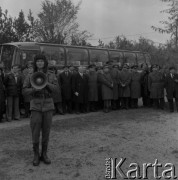 1978, Wesoła, Polska.
Kombatanci radzieccy i 1 Praski Pułk Zmechanizowany im. kpt. Władysława Wysockiego.
Fot. Romuald Broniarek, zbiory Ośrodka KARTA