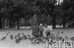 1981, Warszawa, Polska.
Ogród Saski.
Fot. Romuald Broniarek, zbiory Ośrodka KARTA