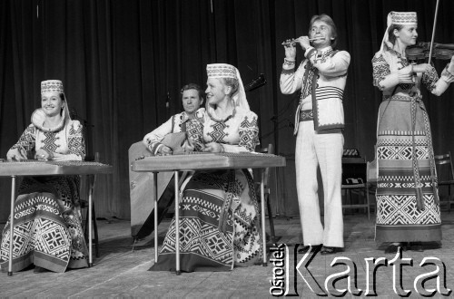 1982, Warszawa, Polska.
Koncert w Sali Kongresowej z okazji Dni Literatury Białoruskiej.
Fot. Romuald Broniarek, zbiory Ośrodka KARTA