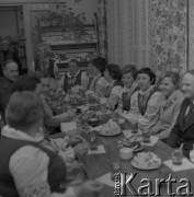 1983, Gródek, Polska.
Zespół śpiewających gospodyń wiejskich.
Fot. Romuald Broniarek, zbiory Ośrodka KARTA