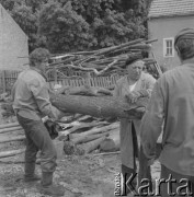 1983, województwo szczecińskie, Polska.
Osadnicy wojskowi.
Fot. Romuald Broniarek, zbiory Ośrodka KARTA