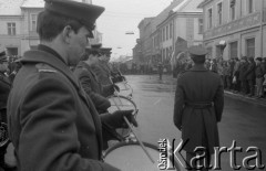 1984, Pleszew, Polska.
Uroczystość z okazji 39. rocznicy wkroczenia Armii Czerwonej do miasta.
Fot. Romuald Broniarek, zbiory Ośrodka KARTA