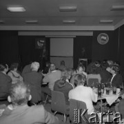 1986, Łódź, Polska.
Posiedzenie komisji szkolnej Towarzystwa Przyjaźni Polsko-Radzieckiej.
Fot. Romuald Broniarek, zbiory Ośrodka KARTA
