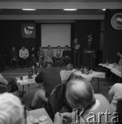 1986, Łódź, Polska.
Posiedzenie komisji szkolnej Towarzystwa Przyjaźni Polsko-Radzieckiej.
Fot. Romuald Broniarek, zbiory Ośrodka KARTA