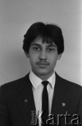 1986, Warszawa, Polska.
Uczeń Szkoły Średniej przy Ambasadzie ZSRR przy ulicy Kieleckiej.
Fot. Romuald Broniarek, zbiory Ośrodka KARTA