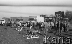 1986, Polska.
Wystawa polskiej motoryzacji.
Fot. Romuald Broniarek, zbiory Ośrodka KARTA