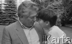 1987, warszawa, Polska.
Czingiz Ajtmatow - rosyjski i kirgiski pisarz.
Fot. Romuald Broniarek, zbiory Ośrodka KARTA