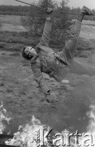 1987, Żagań, Polska.
Poligon wojskowy.
Fot. Romuald Broniarek, zbiory Ośrodka KARTA