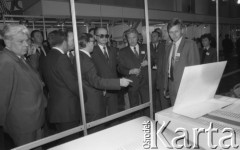 1987, Warszawa, Polska.
Wystawa w Pałacu Kultury i Nauki poświęcona radzieckiej nauce i technice. Wojciech Jaruzelski -  I sekretarz KC PZPR.
Fot. Romuald Broniarek, zbiory Ośrodka KARTA