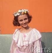 Lata 70., Polska.
Piosenkarka Izabela Schütz-Trojanowska.
Fot. Romuald Broniarek, zbiory Ośrodka KARTA.