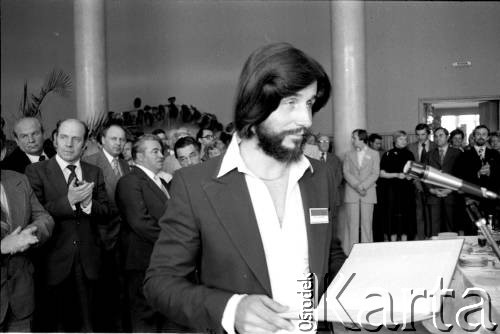 Czerwiec 1980, Zielona Góra, Polska.
Czesław Niemen podczas XVI Festiwalu Piosenki Radzieckiej w Zielonej Górze.
Fot. Romuald Broniarek, zbiory Ośrodka KARTA