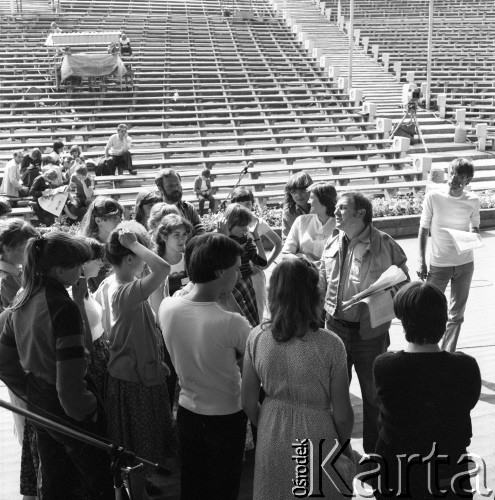 Czerwiec 1982, Zielona Góra, Polska.
Uczestnicy XVIII Festiwalu Piosenki Radzieckiej w czasie prób.
Fot. Romuald Broniarek, zbiory Ośrodka KARTA
