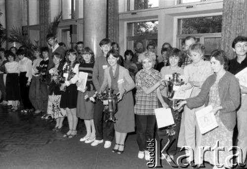 Czerwiec 1984, Zielona Góra, Polska.
XX Festiwal Piosenki Radzieckiej. Uroczystość wręczenia nagród.
Fot. Romuald Broniarek, zbiory Ośrodka KARTA