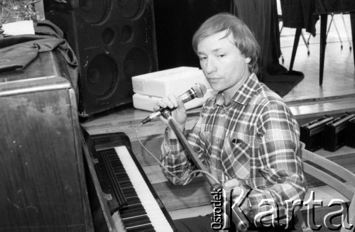1986, Zielona Góra, Polska.
Występ solowy na XXII Festiwalu Piosenki Radzieckiej.
Fot. Romuald Broniarek, zbiory Ośrodka KARTA