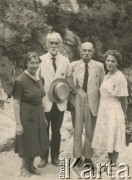 1942-1943, Derbent, Persja (Iran).
Wycieczka w góry, stoją od lewej: Eugenia Kościałkowska, Stanisław Kościałkowski, Konstanty Rdułtowski i p. Barańska.
Fot. NN, zbiory Ośrodka KARTA, album Konstantego Rdułtowskiego udostępniła Teresa Koziorowska.
 
