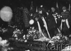 11.11.1981, Płock, Polska.
Uroczystości w Dzień Niepodległości zorganizowane przez MKS NSZZ Solidarność i KPN.
Fot. Zenon Dylewski, zbiory Ośrodka KARTA, udostępnił Jacek Pawłowicz.