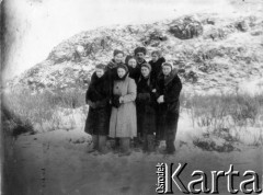 Marzec 1946, Bolszaja Jerba, Krasnojarski Kraj, ZSRR.
Dyrektor i personel polskiego sierocińca.
Fot. NN, zbiory Ośrodka KARTA, udostępniła Maria Tkacz.
