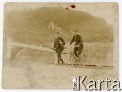 Lata 30., Kuty, woj. Stanisławów, Polska.
Granica polsko-rumuńska, żołnierze Korpusu Ochrony Pogranicza podczas patrolu.
Fot. NN, zbiory Ośrodka KARTA, udostępnił Stanisław Łucki