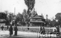 Lata 30., woj. stanisławowskie, Polska.
Drewniana cerkiew.
Fot. Julian Krogulski, zbiory Oúrodka KARTA, udostępnił Mariusz Krogulski.
