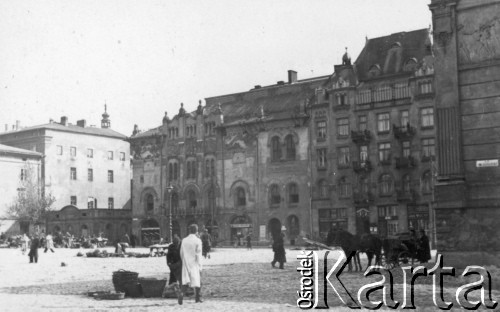 Lata 30., brak miejsca, Polska.
Fragment miasta.
Fot. Julian Krogulski, zbiory Oúrodka KARTA, udostępnił Mariusz Krogulski.
