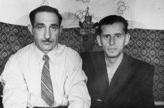 10.07.1955, Kołyma, ZSRR.
Z prawej siedzi Lech Tarczyński.
Fot. NN, zbiory Ośrodka Karta, udostępnił Józef Romański.
