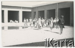 14.08.1943, Teheran, Iran.
Obóz Cywilny.
Fot. Zygmunt Klemensiewicz, kolekcja Anny Skoczylas, zbiory Fundacji Ośrodka KARTA