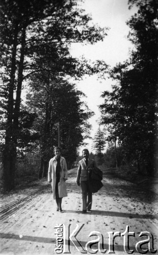 1936-1939, Wilejka, Wileńskie woj., Polska.
Nauczyciele z gimnazjum w Wilejce.
Fot. NN, zbiory Ośrodka KARTA, udostępniła Aldona Nikoniuk.

