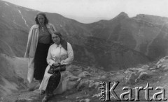 10.06.1939, Zakopane, Polska.
Nauczycielki z gimnazjum w Wilejce na Kasprowym Wierchu, z lewej stoi Aldona Jackiewicz.
Fot. NN, zbiory Ośrodka KARTA, udostępniła Aldona Nikoniuk.

