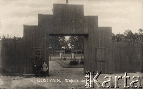 Lipiec 1930, Gostynin, Polska.
Stadion im. Marszałka Piłsudskiego w Gostyninie.
Fot. NN, zbiory Ośrodka KARTA, udostępniła Aldona Nikoniuk.

