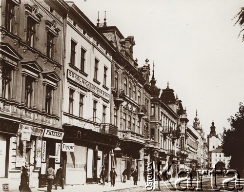 1900-1914, Lwów, Austro-Węgry.
 Ulica Akademicka, sklepy i zakłady usługowe, m.in. 