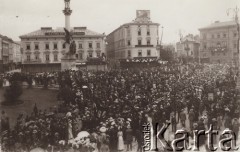 1900-1914, Lwów, Austro-Węgry.
 Wiec Polskiej Patrii Socjalno-Demokratycznej pod pomnikiem Adama Mickiewicza.
 Fot. NN, zbiory Ośrodka KARTA, udostępnił Jurij Karpenczuk
   
