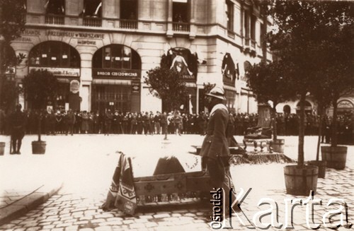 1925, Lwów, Polska.
Uroczystości z udziałem prezydenta Stanisława Wojciechowskiego.
Fot. NN, zbiory Ośrodka KARTA, udostępnił Jurij Karpenczuk
   

