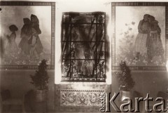 1920-39, Lwów, Polska.
Freski i witraże przedstawiające dzieci.
Fot. NN, zbiory Ośrodka KARTA, udostępnił Jurij Karpenczuk
   
