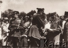 Przed 1926, Lwów, Polska.
 Uroczystości w Korpusie Kadetów, wizyta gen. Tadeusza Rozwadowskiego.
 Fot. NN, zbiory Ośrodka KARTA, udostępnił Jurij Karpenczuk
   
