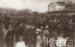 1912, Lwów, Austro-Węgry.
 Plac Mariacki, obchody jubileuszu Powstania Uniwersytetu im. Jana Kazimierza.
 Fot. NN, zbiory Ośrodka KARTA, udostępnił Jurij Karpenczuk
   
