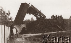 1900-1914, Lwów, Austro-Węgry.
 Katastrofa kolejowa na Podzamczu, w tle widoczna wieża kościoła św. Wojciecha.
 Fot. NN, zbiory Ośrodka KARTA, udostępnił Jurij Karpenczuk
   
