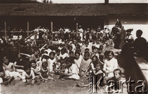 1900-1914, Lwów, Austro-Węgry.
 Otwarta pływalnia przy ul. Pełczyńskiej (obecnie Witowskoho).
 Fot. NN, zbiory Ośrodka KARTA, udostępnił Jurij Karpenczuk
   
