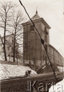 1900-1939, Lwów.
 Dzwonnica klasztoru św. Onufrego.
 Fot. NN, zbiory Ośrodka KARTA, udostępnił Jurij Karpenczuk
   
