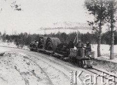 1915, Lwów.

 Żołnierze armii austriackiej na drezynie.
 Fot. NN, zbiory Ośrodka KARTA, udostępnił Jurij Karpenczuk
   
