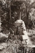 1885-1939, Lwów, Polska.
 Cmentarz Łyczakowski, grobowiec pieśniarki Marii Bartus (1856-1885).
 Fot. NN, zbiory Ośrodka KARTA, udostępnił Jurij Karpenczuk
    
