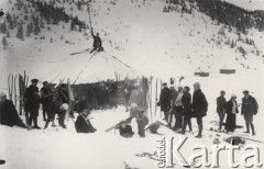 1900-1914, Zakopane okolice, Austro-Węgry.
 Pracownicy Uniwersytetu Lwowskiego Podczas wycieczki w Tatry.
 Fot. NN, zbiory Ośrodka KARTA, udostępnił Jurij Karpenczuk
   
