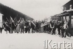 Luty 1909, Zakopane, Austro-Węgry.
 Pogrzeb kompozytora Mieczysława Karłowcza, który zginął w Tartach 8 lutego 1909 r.
 Fot. NN, zbiory Ośrodka KARTA, udostępnił Jurij Karpenczuk
   
